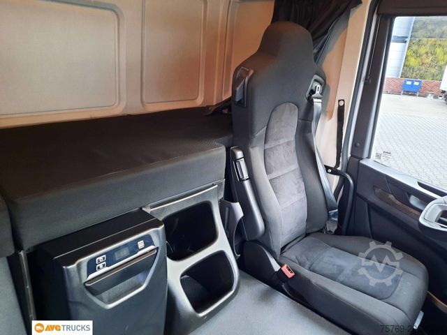 Standard SZM IVECO S-WAY 480 Intarder Standklima 2 x Tank