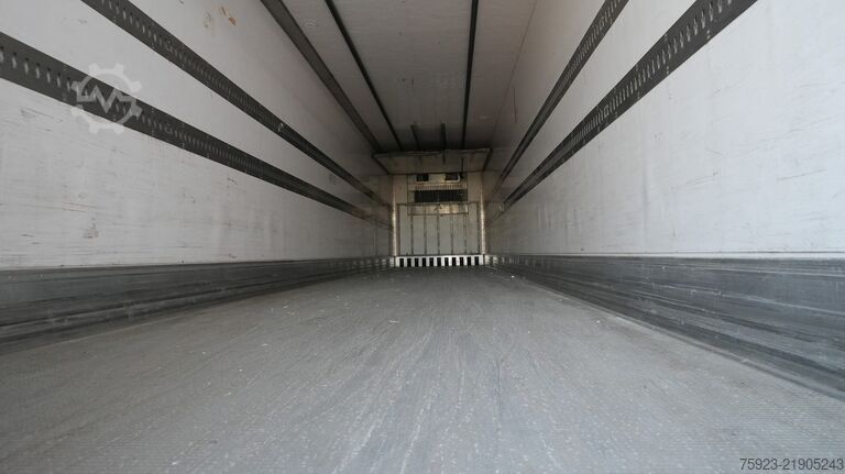 Kyld/fryst transport LAMBERET 3 Axle frigo trailer Carrier Vector 1950 Bi-Temp