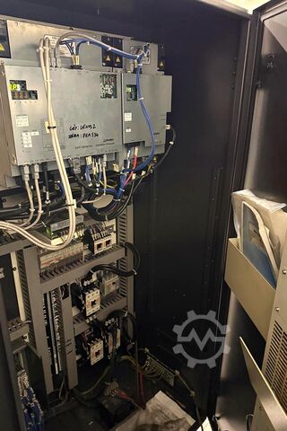 CNC струг Genos L 300 E-M