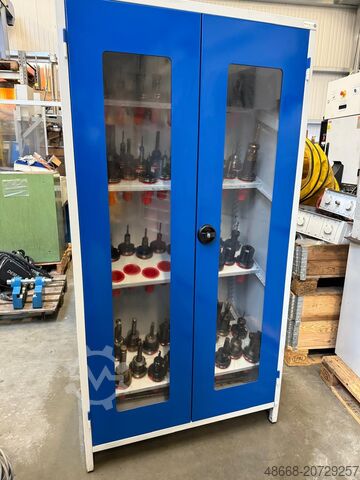 Tool cabinet with tool holder  SK 50 Werkzeugaufnahmen