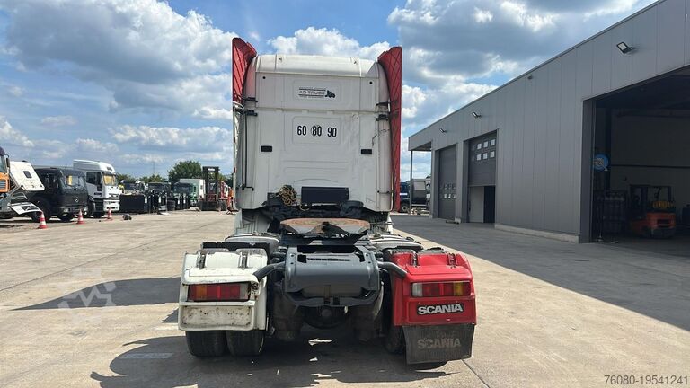 Tracteur standard Scania 124-470 (MANUAL GEARBOX / BOITE MANUELLE / PDE)