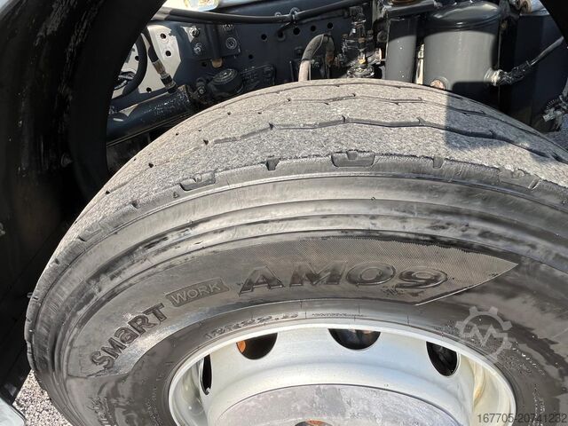 خلاطة خرسانة أوتوماتيكية Iveco Trakker 450