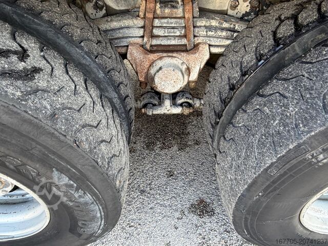 自动混凝土搅拌车 Astra HD9 84.48-80