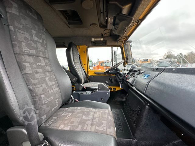 LKW mit Pritsche (offen) MERCEDES-BENZ Unimog U 4000 Doka / AC/ Standhzg./ AHK/ EU5