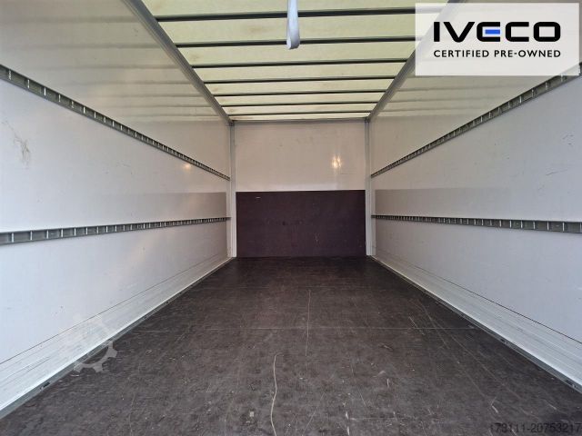 Vrachtwagen met bakwagen IVECO Daily 70C18HA8/P / Koffer / LBW / Klima