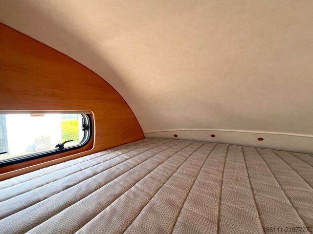 Alkoven kamper HYMER/ERIBA Camp C 642 CL - Festbett  - Klima -