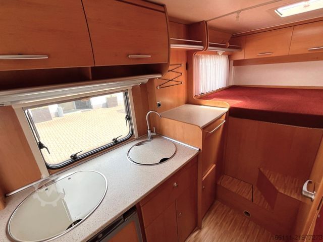 Alkoven kamper HYMER/ERIBA Camp C 642 CL - Festbett  - Klima -