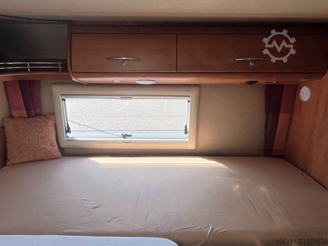 Integrisani kamper CARTHAGO Chic C-Line 4.8 - Hub/Einzelbetten -