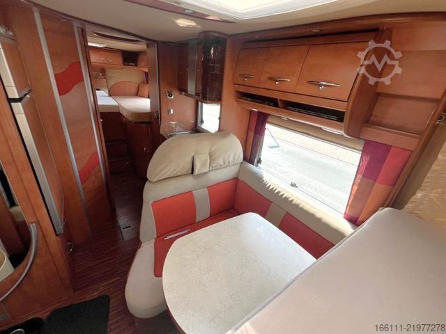 Integrisani kamper CARTHAGO Chic C-Line 4.8 - Hub/Einzelbetten -
