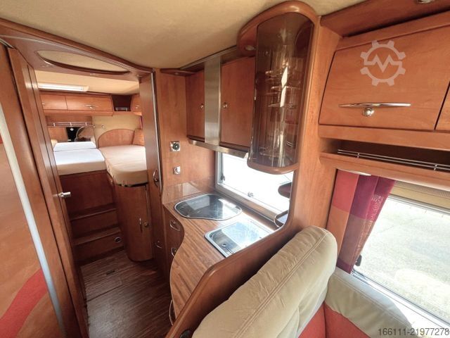 Integrisani kamper CARTHAGO Chic C-Line 4.8 - Hub/Einzelbetten -