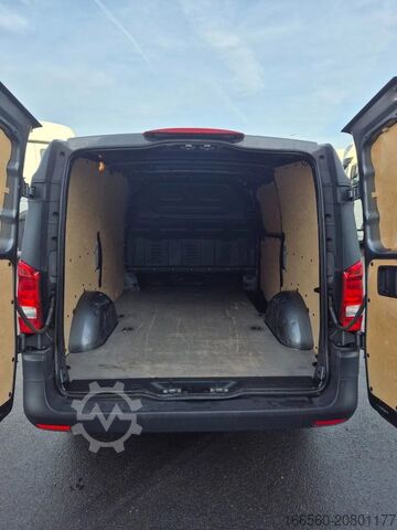 Ван Mercedes-Benz VITO 111 CDI