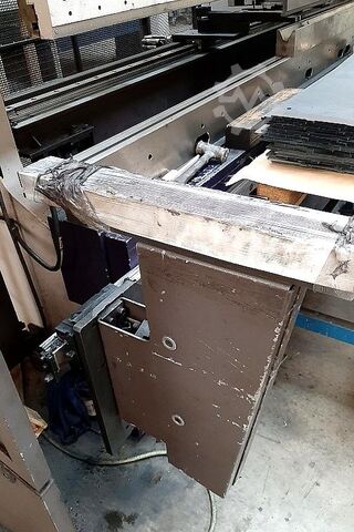 Yer tutucu BYSTRONIC XPERT 320 x 4100