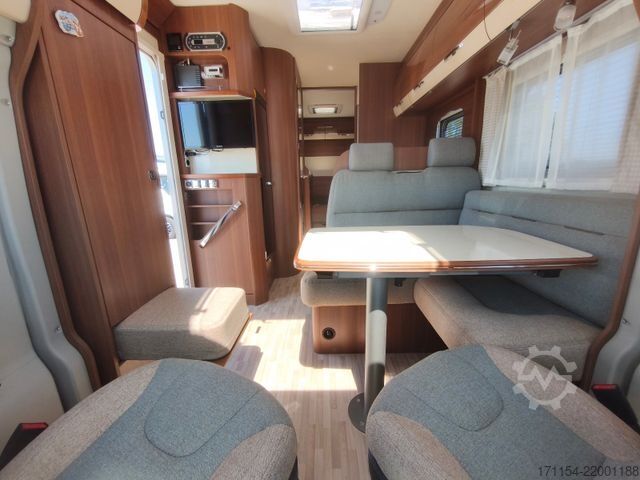 Camper semintegrato LMC T 732, SAT, TV, AHL, Längsbetten