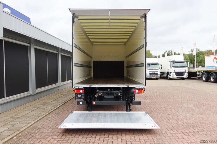 Volvo FL FL 280, фургон із гідробортом вантажопідйомністю 1500 кг Volvo FL FL 280 Bak +Klep 1500 kg