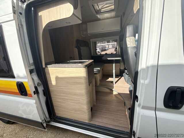 Autorulotă 2023 Fiat Ducato Weinsberg Carabus Manuale | L3H2