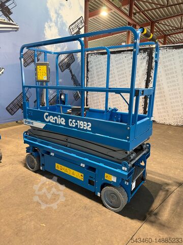 Электрический ножничный подъемник Genie GS-1932 Genie GS 1932 E-Drive