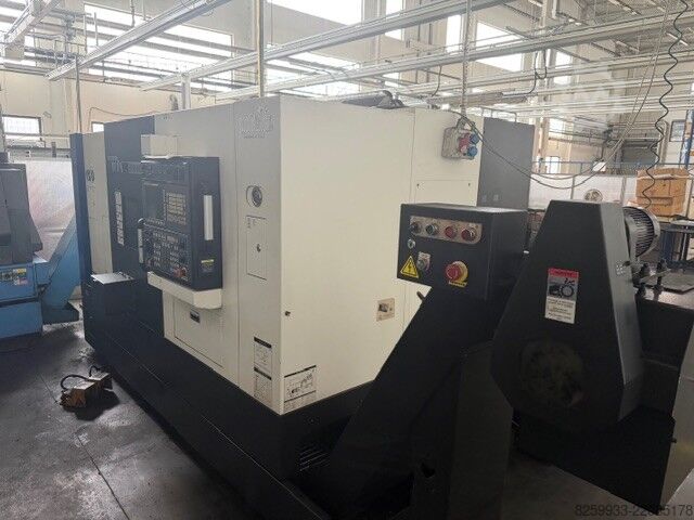 Centro de torneado y fresado CNC Hyundai WIA L 300 MC