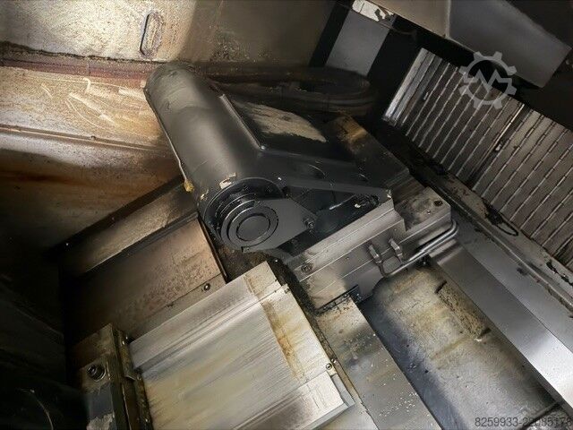Centro de torneado y fresado CNC Hyundai WIA L 300 MC