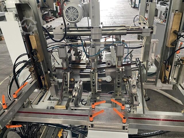 Camam MO3A Speciale CR Mașină de scobit dublă, oscilantă orizontală, cu încărcătoare automate Camam MO3A Speciale CR