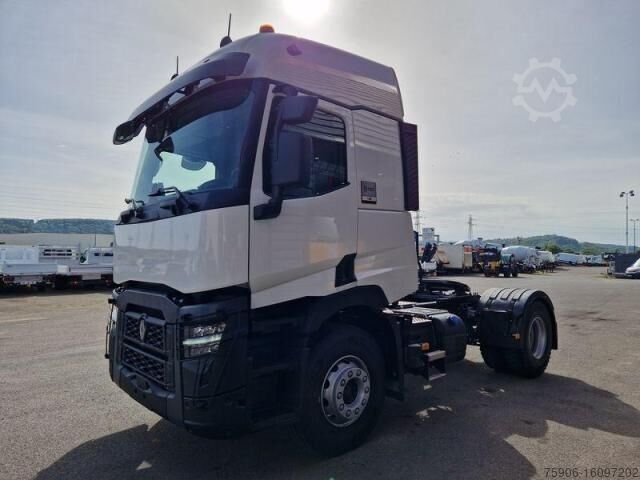 Máy kéo tiêu chuẩn Renault C-Series 520