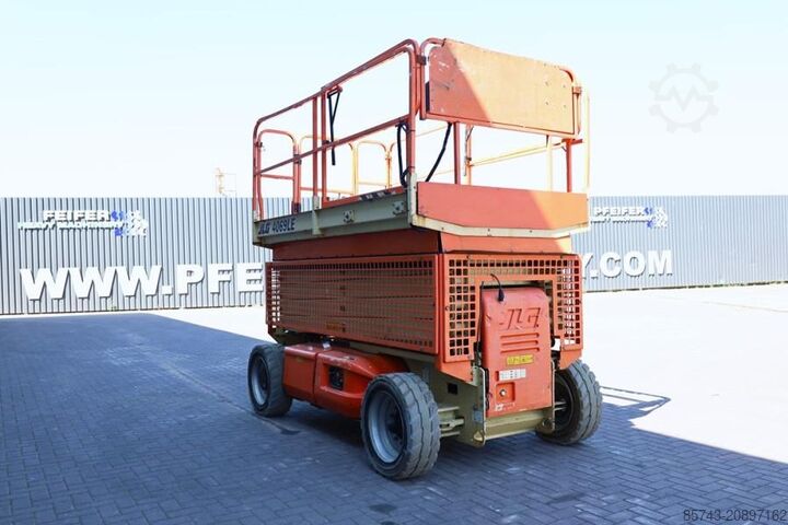 Saxlift JLG 4069LE Electric, 14.2m Working Height, 360kg Capac