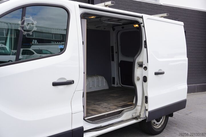 Furgoneta Renault Trafic 2.0 dCi 120PK EURO 6 - Airco - Cruise - ...