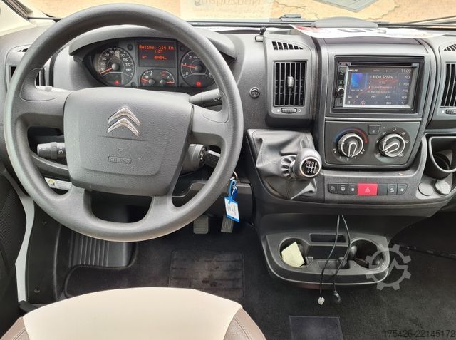 Semi-integrated camper BÜRSTNER Delfin T 660 *Luftfahrwerk*Solar*SAT+TV*