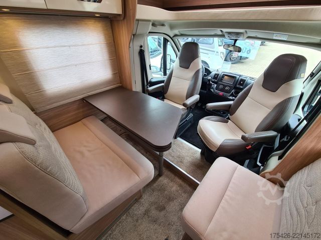 Semi-integrated camper BÜRSTNER Delfin T 660 *Luftfahrwerk*Solar*SAT+TV*