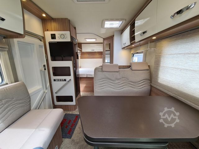 Semi-integrated camper BÜRSTNER Delfin T 660 *Luftfahrwerk*Solar*SAT+TV*