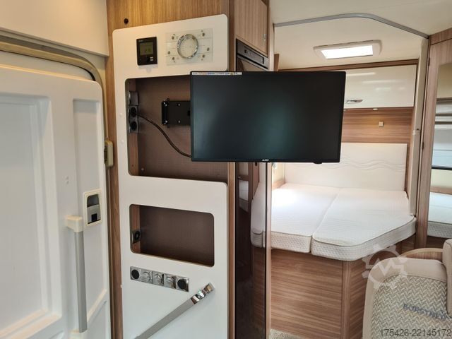 Semi-integrated camper BÜRSTNER Delfin T 660 *Luftfahrwerk*Solar*SAT+TV*