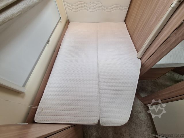 Semi-integrated camper BÜRSTNER Delfin T 660 *Luftfahrwerk*Solar*SAT+TV*
