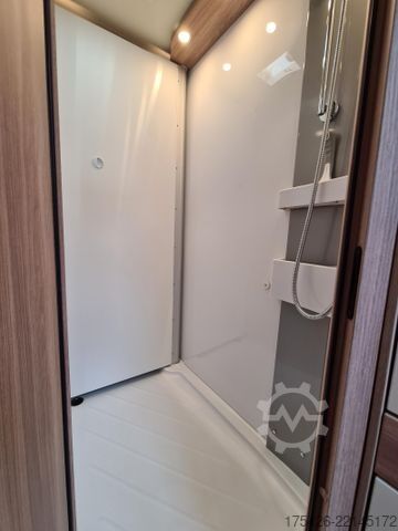 Semi-integrated camper BÜRSTNER Delfin T 660 *Luftfahrwerk*Solar*SAT+TV*