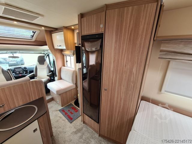 Semi-integrated camper BÜRSTNER Delfin T 660 *Luftfahrwerk*Solar*SAT+TV*