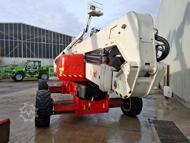 Mobilna delovna ploščad JLG 1250AJP