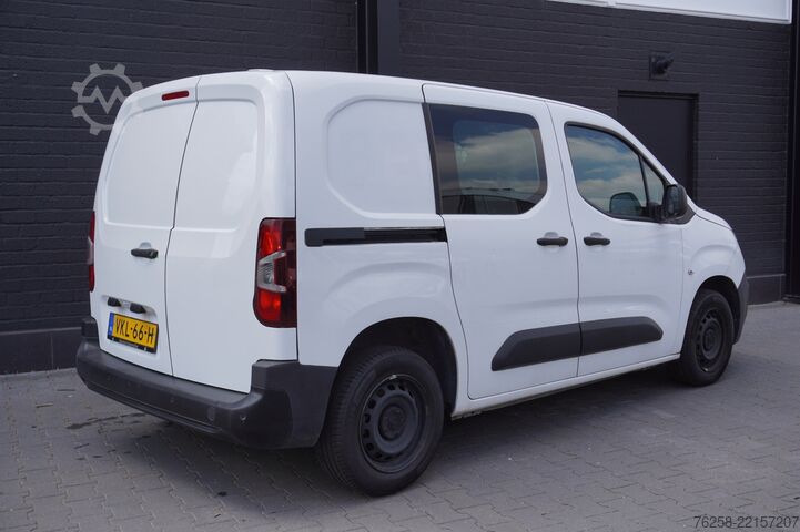 Kombi s vysokou střechou Peugeot Partner 1.2 PureTech 110PK Benzine! EURO 6 - Ai...
