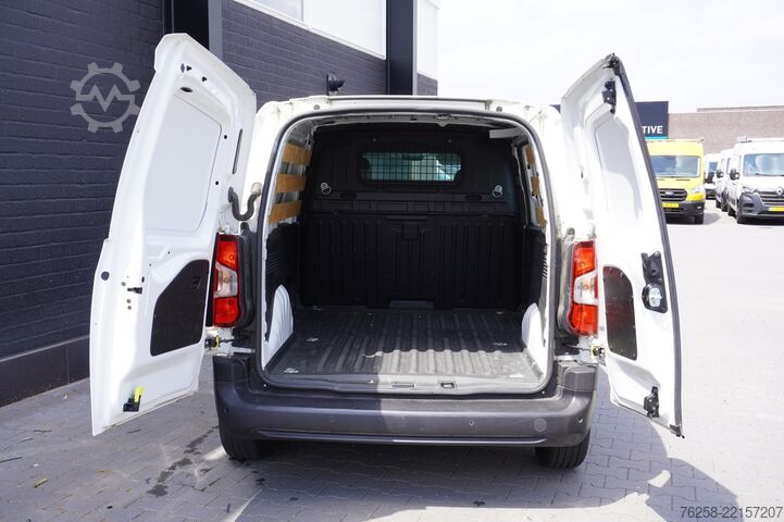 Kombi s vysokou střechou Peugeot Partner 1.2 PureTech 110PK Benzine! EURO 6 - Ai...