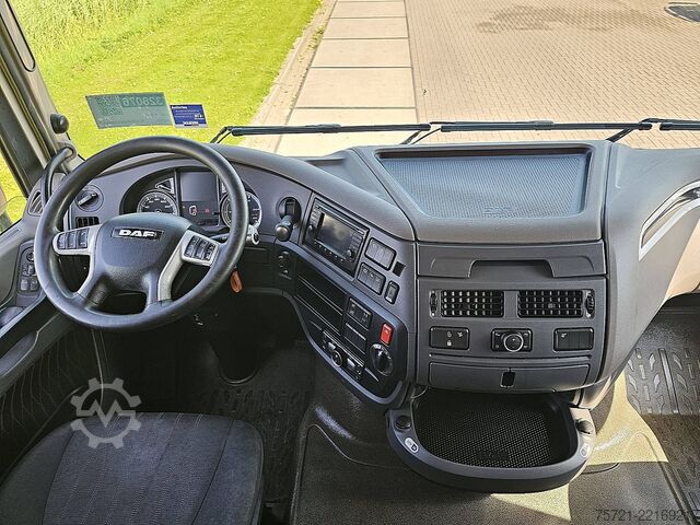 スタンダード-SZM DAF XF 530