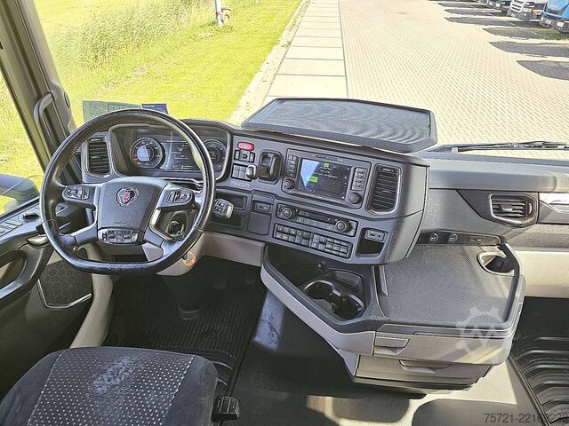 স্ট্যান্ডার্ড SZM SCANIA S540 4X AIR RET. LED