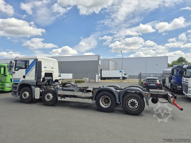 トラックシャーシ MAN TGA 35.430