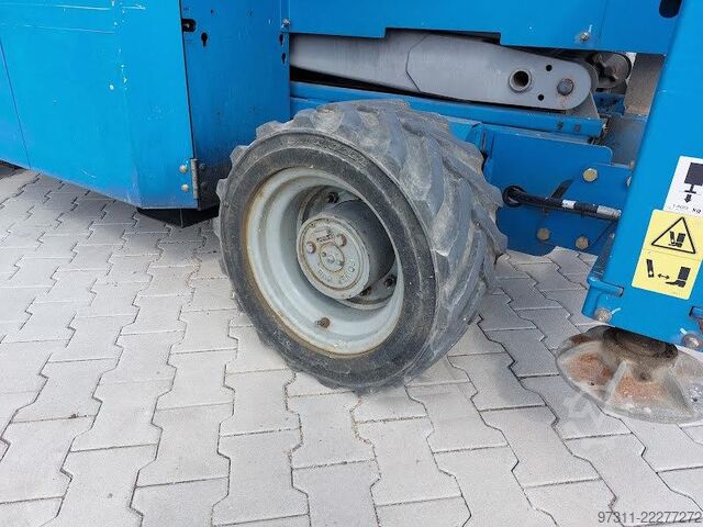 Käärkahveltõstuk Genie GS-3369 RT OR