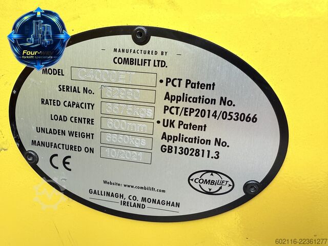 رافعة شوكية رباعية الاتجاهات Combilift C4000ET TRIPLEX 6350 WIDE FORK POSITIONE