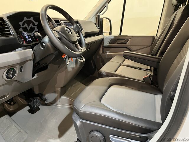 Tovornjak z zabojnikom Volkswagen Crafter 35 2.0 TDI L3H3 140 PK Automaat / Euro ...