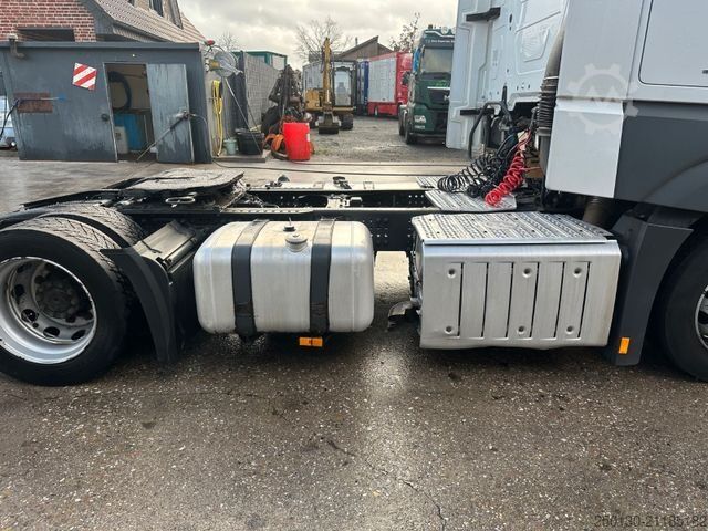 Véhicule tracteur volume MERCEDES-BENZ Actros 1845 Euro6 4x2 Voll-Luft