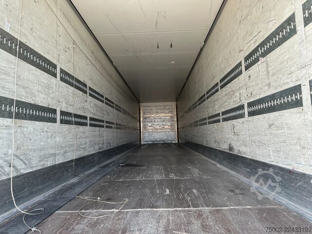 Valigia Schmitz Cargobull SKO 24 SKO24 / SAF DISC / 2x LIFTAXLE / GALVANI...