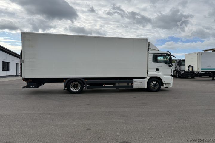 Autocarro con cassone MAN TGS 18.400 4x2 Koffer / HB / Swiss-Vehicle