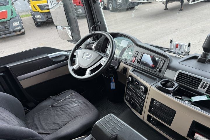 Autocarro con cassone MAN TGS 18.400 4x2 Koffer / HB / Swiss-Vehicle