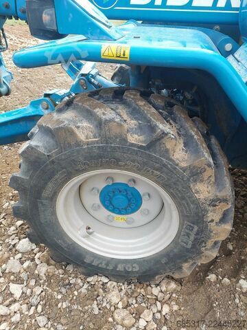 รถยกเทเลสโคปิคแบบติดตั้ง Merlo P 40.13
