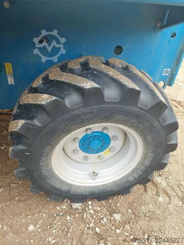 รถยกเทเลสโคปิคแบบติดตั้ง Merlo P 40.13
