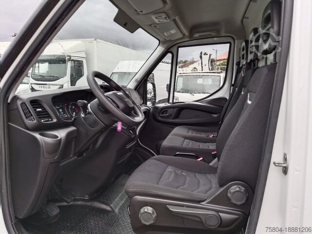 سيارة نقل Iveco DAILY 35S16