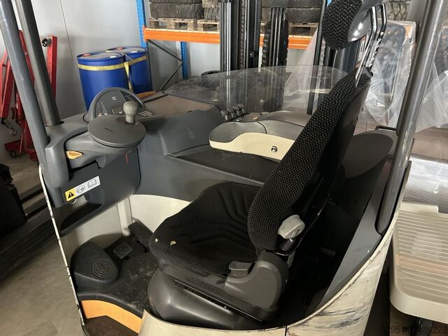 Reach Truck Crown ESR5260 1.6 TT6690